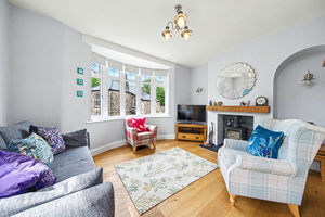 Riverside Crescent Holymoorside